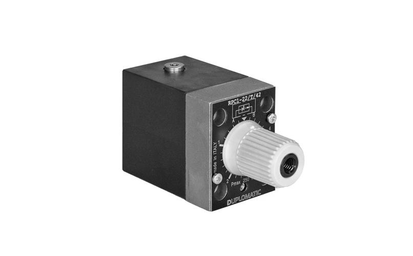 Pressure And Temperature Compensated Flow Control Valve